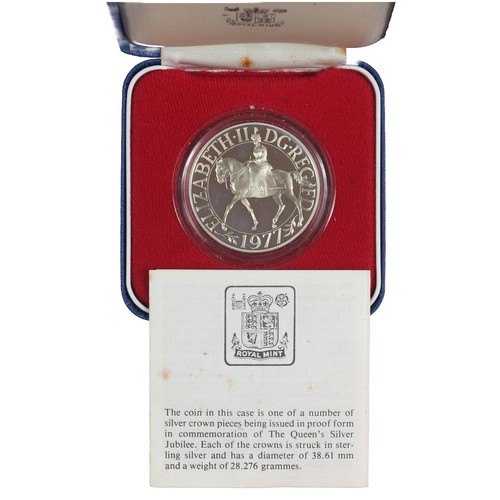 189 - Elizabeth II, Commemorative Silver Crown in honour of the Silver Jubilee, 1977. Boxed with COA.