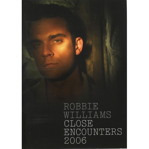 179 - Robbie Williams Close Encounters 2006 Concert Programme in original folder and carrier bag.