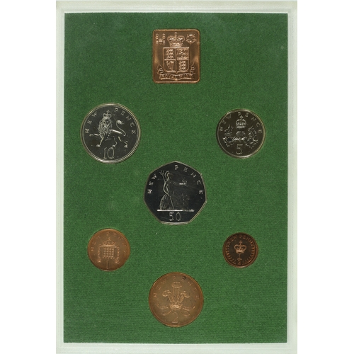 62 - Coinage of Great Britain + Northern Ireland 1975 Presentation Set