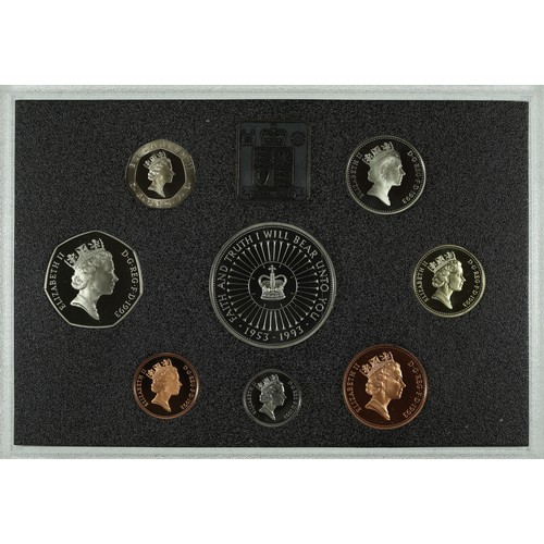 102 - 1993 United Kingdom Proof Coin Collection in Presentation Case and Complete with COA.