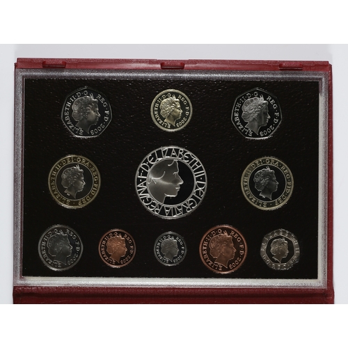 124 - Two Thousand and Three United Kingdom Proof Set in Presentation Case.