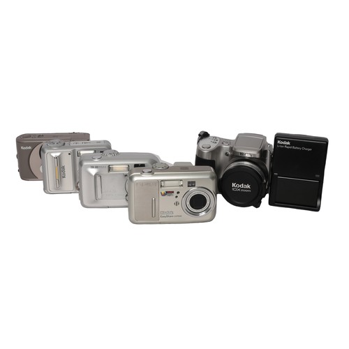 120 - 5 x Kodak Compact Digital Camera Lot. Untested. Includes:
Kodak Easyshare C653
Kodak Advantix F350
K... 