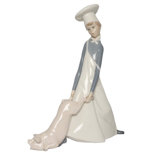 45 - Lladro Cook in Trouble. No. 4608. In original box. In perfect condition with no signs of any damage.