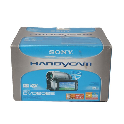 140 - Sony Handycam DCR-DVD202E. Boxed and includes charger, strap, instruction manual and spare discs.