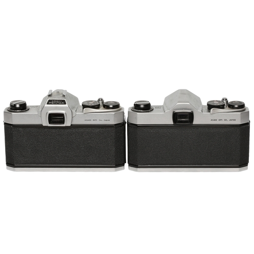 164 - Two Pentax 35mm Camera Bodies:
Pentax SP 1000 body and ERC
Pentax Spotmatic body, accessory shoe and... 