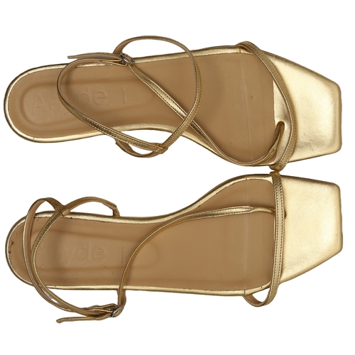 184 - New Aeyde Ella Gold Flat Sandals. Size 40. In unused condition.