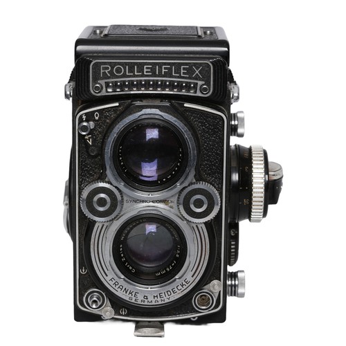 7 - Rollieflex 3.5F Camera. Includes lens hood, lens cap and case.
Camera no. 2236179 with 75mm f3.5 Pla... 