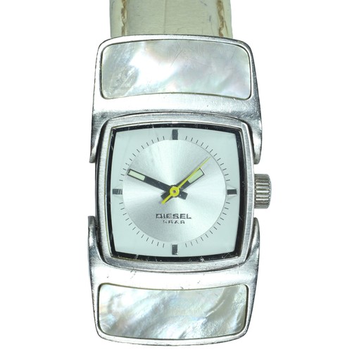 145 - DIESEL Five Bar DZ-5037 Mother Of Pearl White Watch 'Only The Brave'. Strap is not original and need... 