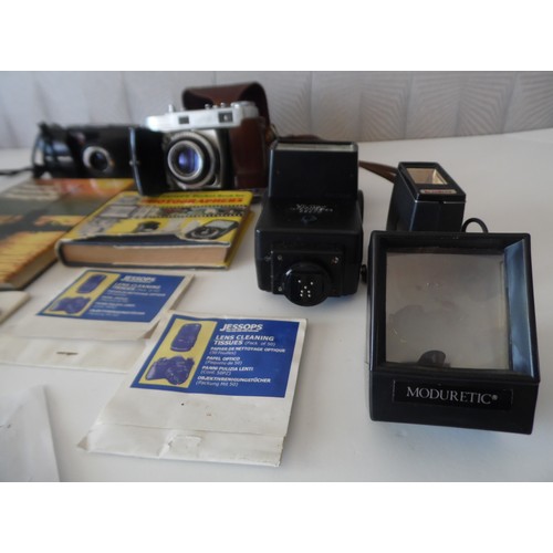 34 - Kodak Retina II C CAMERA AND OLYMPUS 00M 115 plus accessories. Kodak manual included. Please see the... 