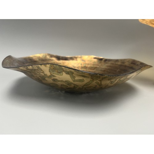 27 - A Pair of 20th Century Decorative Art Glass Objects Iridescent Bowl and Amber Textured Vase. A pair ... 