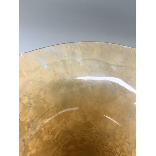27 - A Pair of 20th Century Decorative Art Glass Objects Iridescent Bowl and Amber Textured Vase. A pair ... 