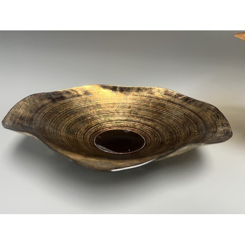 27 - A Pair of 20th Century Decorative Art Glass Objects Iridescent Bowl and Amber Textured Vase. A pair ... 