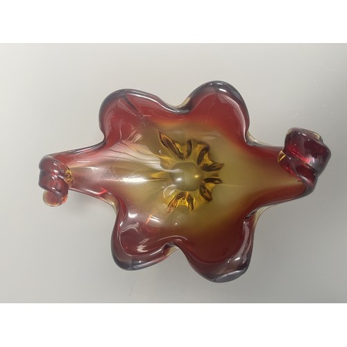 28 - Mid-Century Murano Style Art Glass Centerpiece Bowl, Red and Amber. A single Mid-Century Modern art ... 