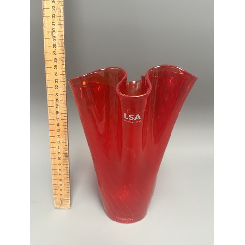 30 - LSA International Red Art Glass Trumpet Vase with Ruffled Rim.
A single contemporary art glass vesse... 