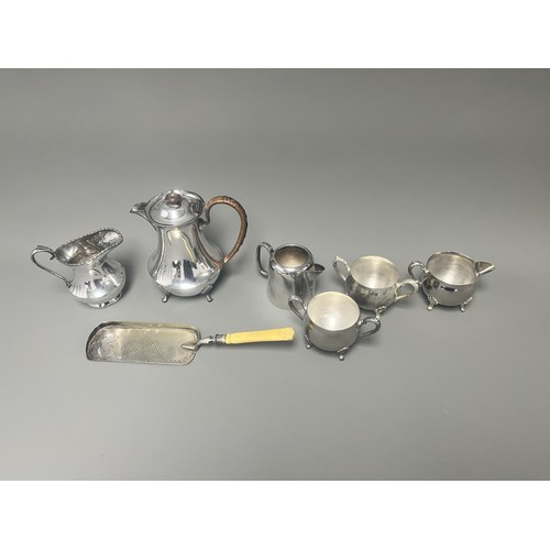17 - A Collection of Sheffield Silver-Plated Tableware and Accessories. An assortment of silver-plated ho... 