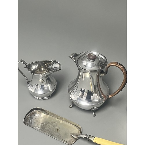 17 - A Collection of Sheffield Silver-Plated Tableware and Accessories. An assortment of silver-plated ho... 