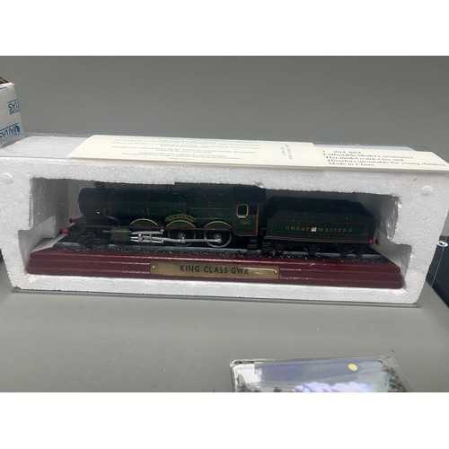 A Collection of Atlas Editions King Class GWR Model Items. A collection ...