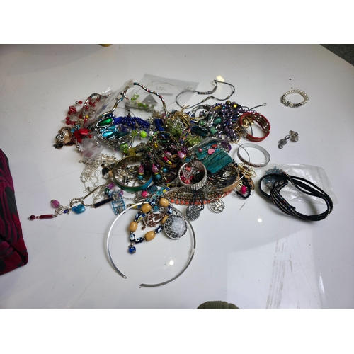 4 - Large Mixed Costume Jewellery Collection / Job Lot