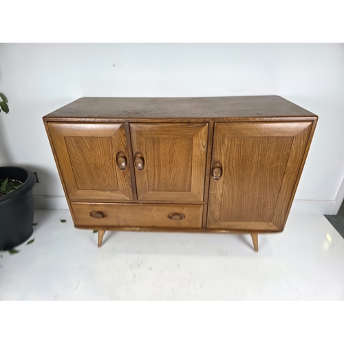 40 - Ercol Windsor Sideboard in Elm & Beech - Model 467