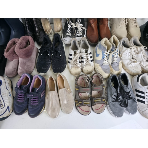 50 - Large quantity of branded and unbranded footwear