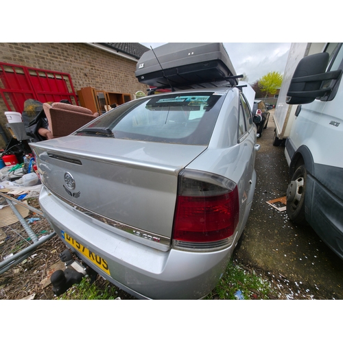 1 - 2007 Vauxhall Vectra 1.9 SRi saloon Starts Drives 84785 miles