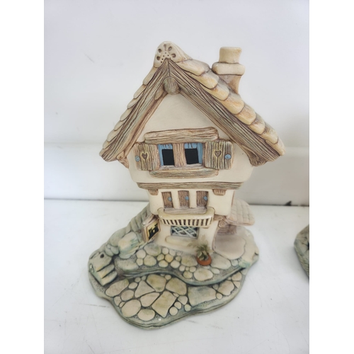 172 - Vintage PenDelfin Figurines