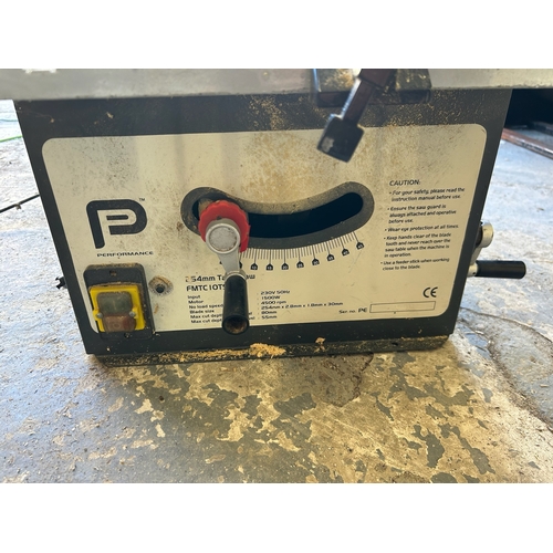 18 - Performance Power 254mm 1500W Table Saw FMTC10TSL - Working