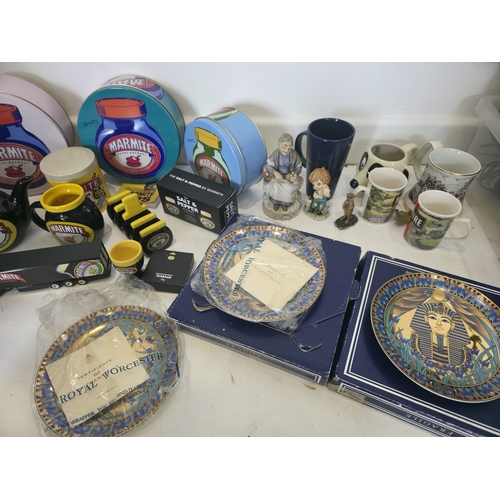210 - Marmite Collectables, Ceramics and Decorative Plates