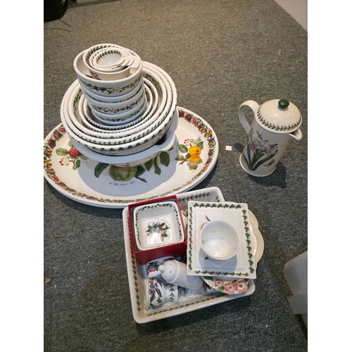 211 - Large Quantity of Portmerion Themed Ceramicware