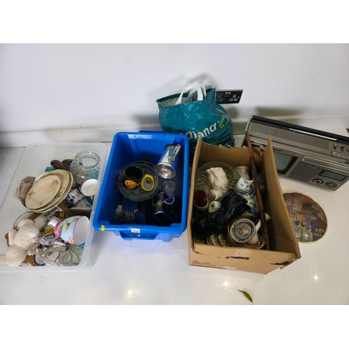 228 - Mixed Decorative China, Vintage TV/Cassette Deck, Glassware & Ornaments etc â