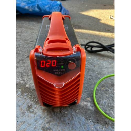 25 - Rohr MIG-200MI Portable Welder - Powers On fine