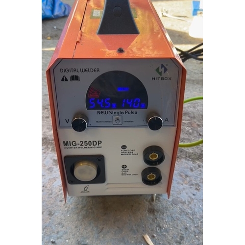 27 - HITBOX MIG250DP 6in1 GAS MIG/MMA/MIX Welding Machine Large LCD Screen - Powers on fine