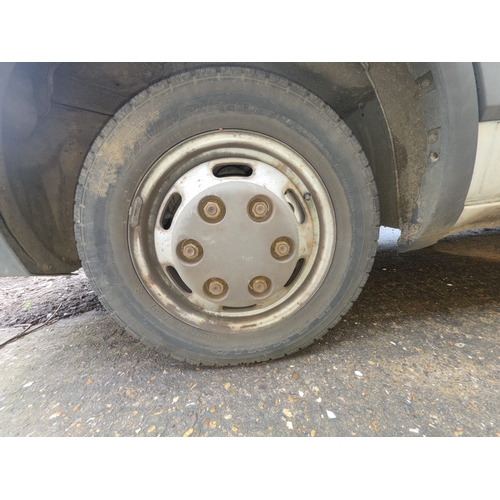 4 - Iveco 35C15 Luton Van with Tail-Lift - Starts and Drives Fine