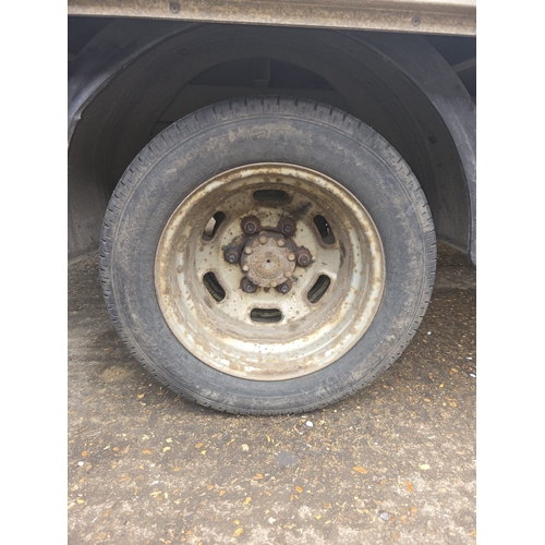 4 - Iveco 35C15 Luton Van with Tail-Lift - Starts and Drives Fine