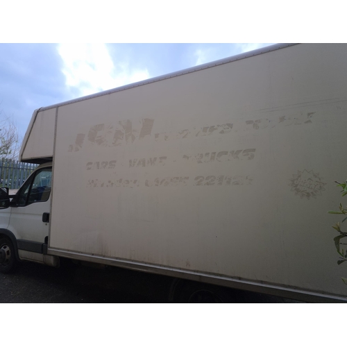 4 - Iveco 35C15 Luton Van with Tail-Lift - Starts and Drives Fine