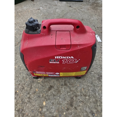 56 - Honda EU10i Portable Inverter Generator, Petrol Powered