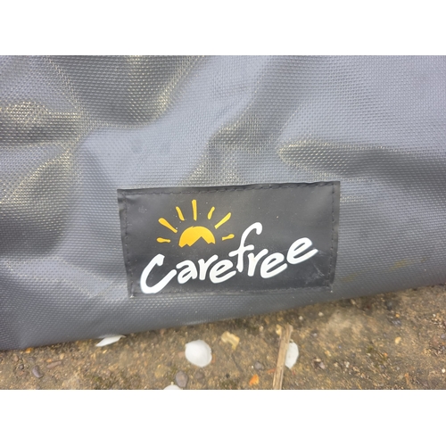 58 - Carefree Awning Front Panel Kit (16ft) with Carry Bag