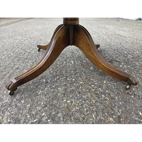 66 - Bevan Funnell Mahogany Circular Coffee Table, Tripod Base on Paw feet Castors -