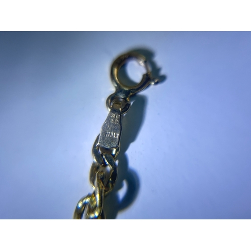 11 - Italian Figaro chain crafted in 9 Carat Gold, stamped Italy with import marks and a gross weight of ... 