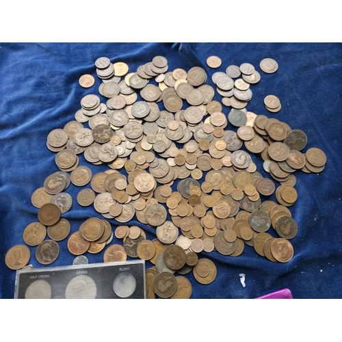 56 - Good lot of collectable coins, including uncirculated, Festival of Britain etc