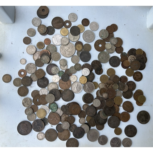 57 - Quantity of 19th and 20th century coins