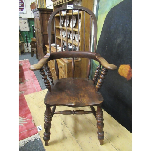 123 - Superb antique Elm Windsor armchair.