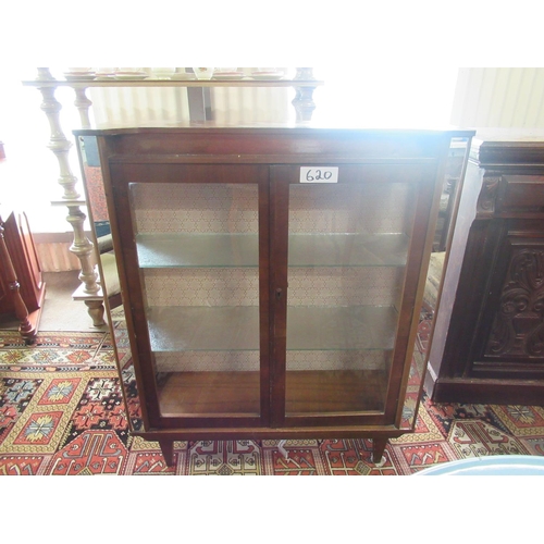 620 - Walnut art deco 2 door display cabinet. H:110cm, W:92cm, D:30cm.