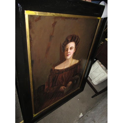 581 - Large Victorian Oil on canvas. Portrait of a Lady. Signed Maud Hale Neale. (42