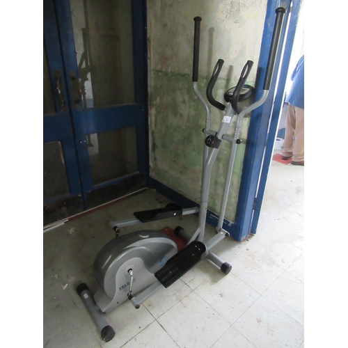 865 - Gym exercise machine.