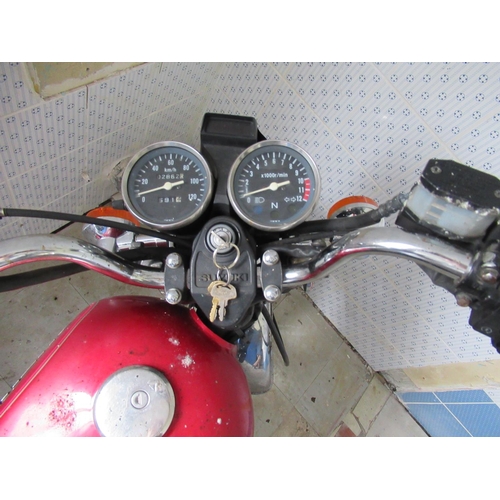 866 - Suzuki 125cc Motor Bike, 131-D-200