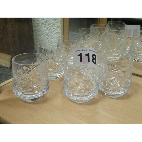 118 - Set of 7 Tyrone cut glass glasses.  H:8.5cm.