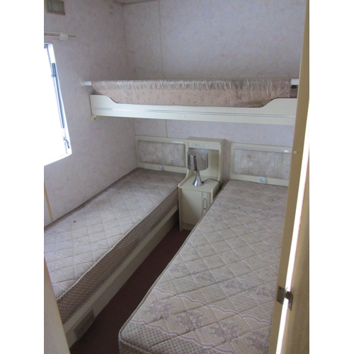 437 - Atlas Applause 34' Two bedroom Mobile Home in great condition.