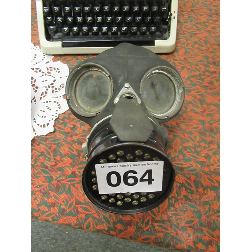 64 - BRF Gas Mask dated 26 -8 -41