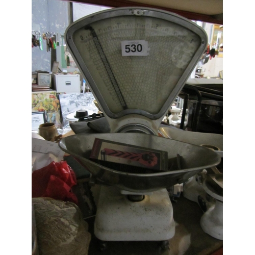 530 - Avery Shop Scales